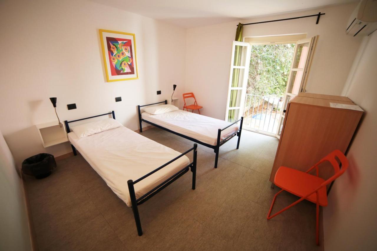 Castle Hostel Genova Eksteriør billede